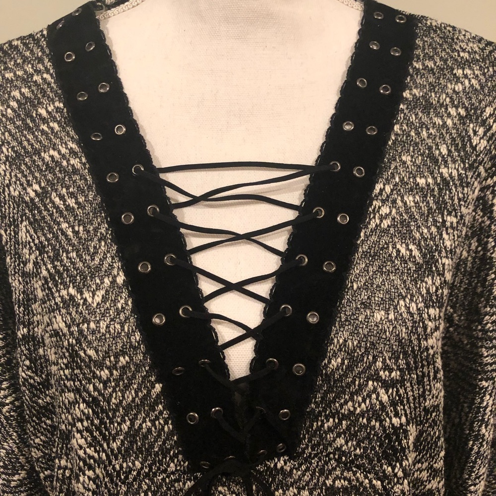 Lightweight sweater - Picture 2 of 5